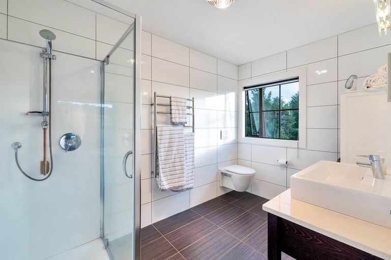 Photo of property in 56 Monowai Road, Wainui, Silverdale, 0994