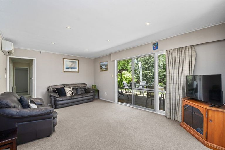 Photo of property in 1/11 Gibbs Place, Kinloch, Taupo, 3377