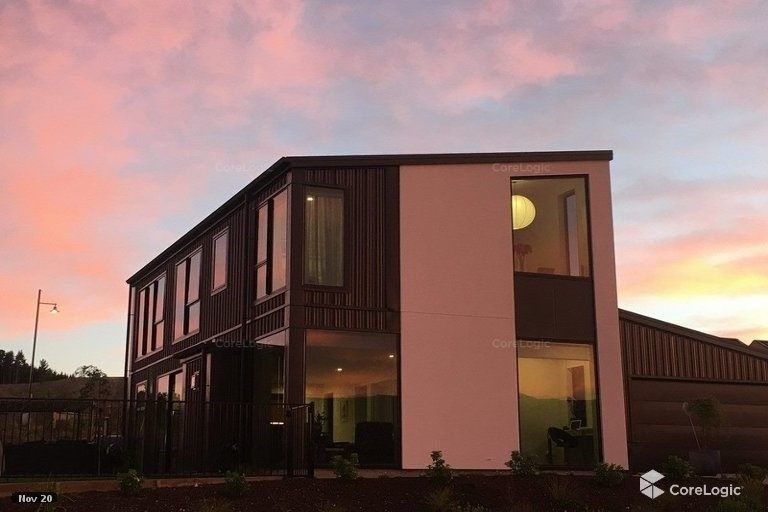 Photo of property in 14 Tuke Lane, Wanaka, 9305