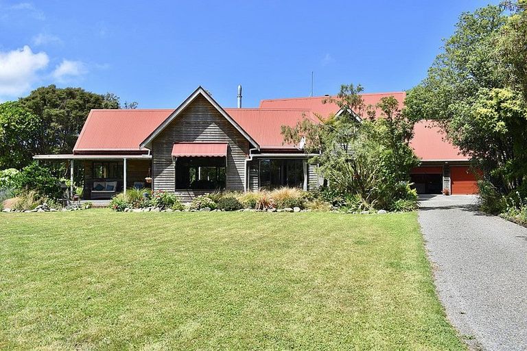Photo of property in 70b Te Manuao Road, Otaki, 5512