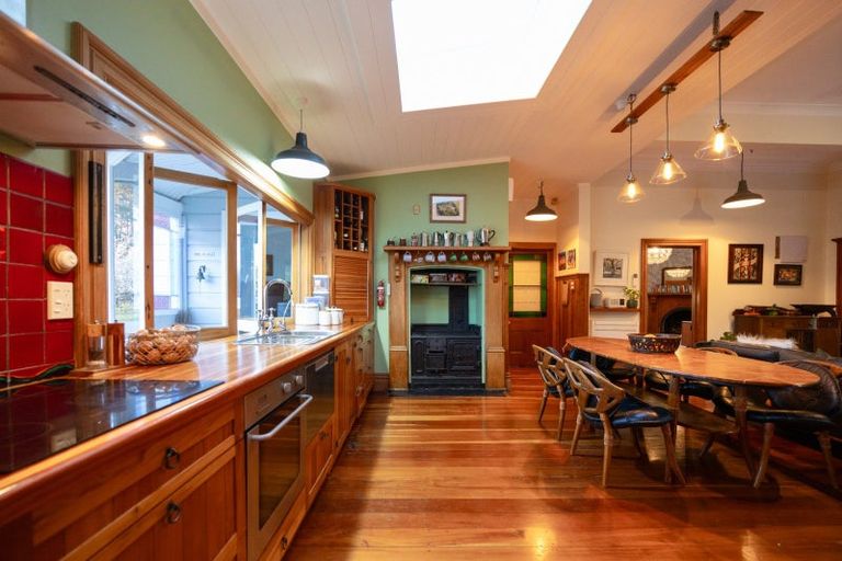 Photo of property in 98 Taonui Road, Aorangi, Feilding, 4775