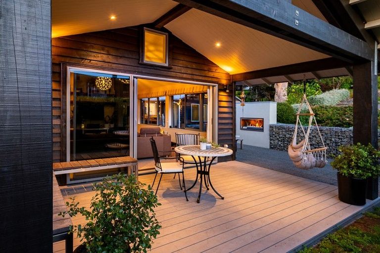 Photo of property in 4 Ferndale Drive, Waikanae, 5036