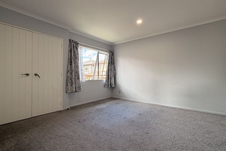 Photo of property in 41a Baverstock Road, Flat Bush, Auckland, 2016