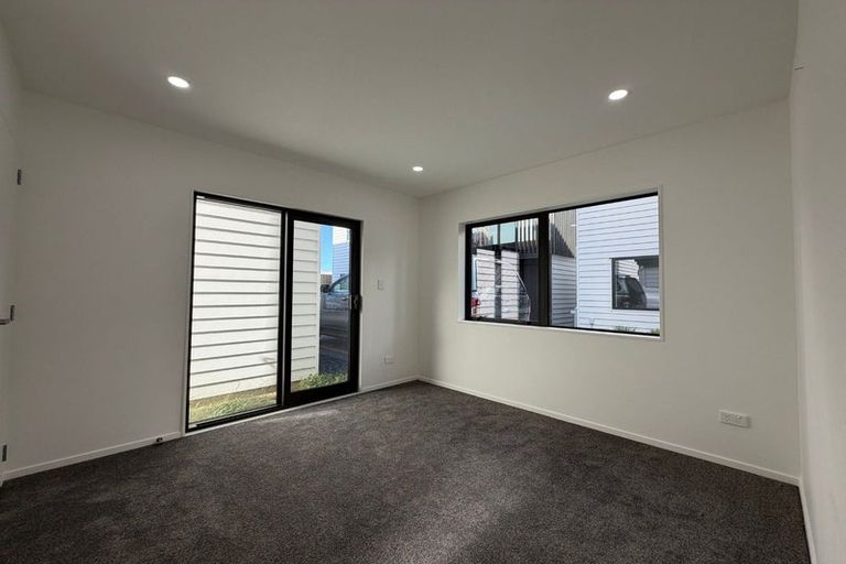 Photo of property in 58e Friesian Drive, Mangere, Auckland, 2022