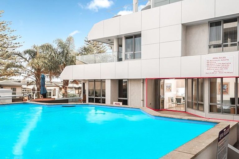 Photo of property in Anchorage Apartments, 221/36 Victoria Road, Mount Maunganui, 3116