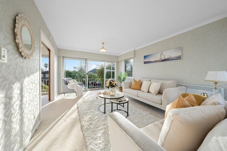 Photo of property in 4 The Anchorage, Sunnyhills, Auckland, 2010