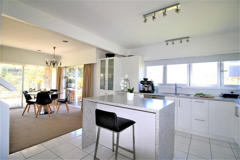 Photo of property in 15 Moray Place, Whiritoa, Whangamata, 3691