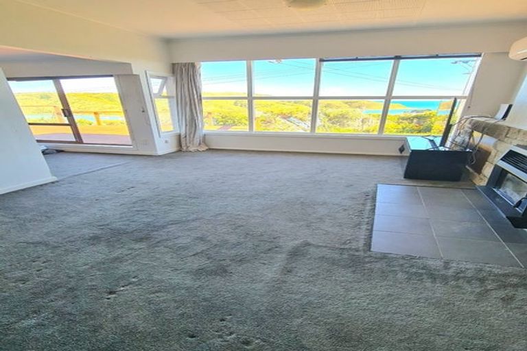 Photo of property in 41 Kiriwai Road, Paremata, Porirua, 5024