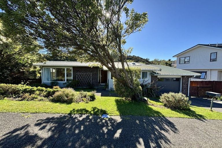 Photo of property in 17 The Companionway, Whitby, Porirua, 5024