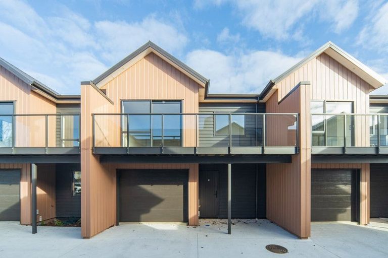 Photo of property in 2/6 Marama Street, Frankton, Hamilton, 3204