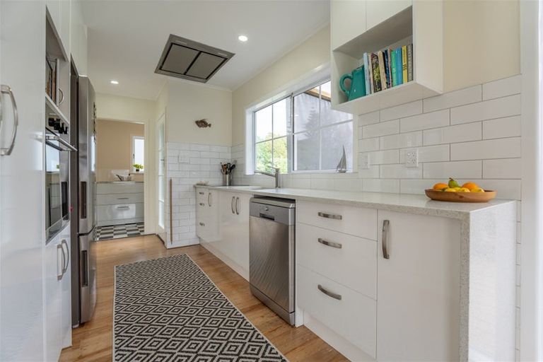 Photo of property in 59 Waikare Road, Kawakawa, 0282