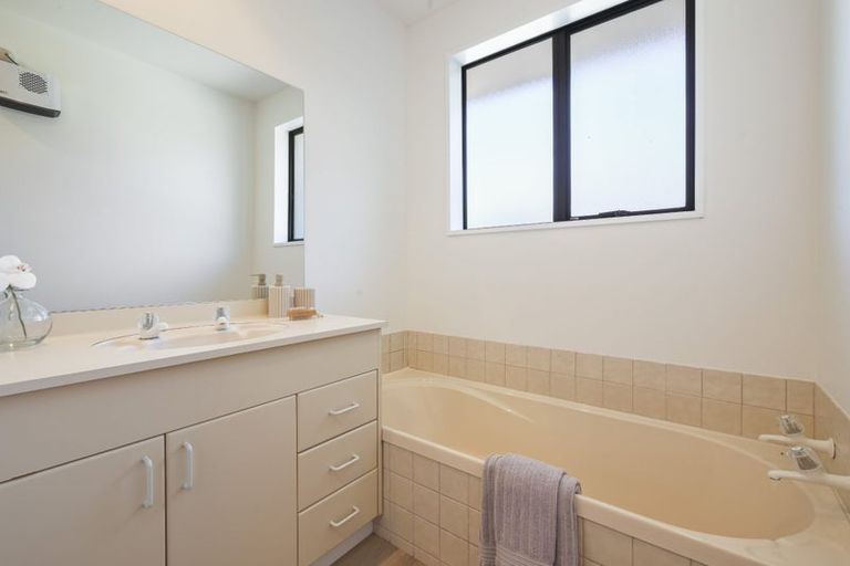 Photo of property in 4/111a Palmers Road, New Brighton, Christchurch, 8083