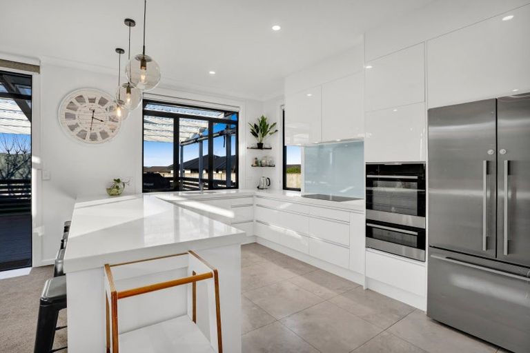 Photo of property in 13 Biron Place, Stratford, 4332