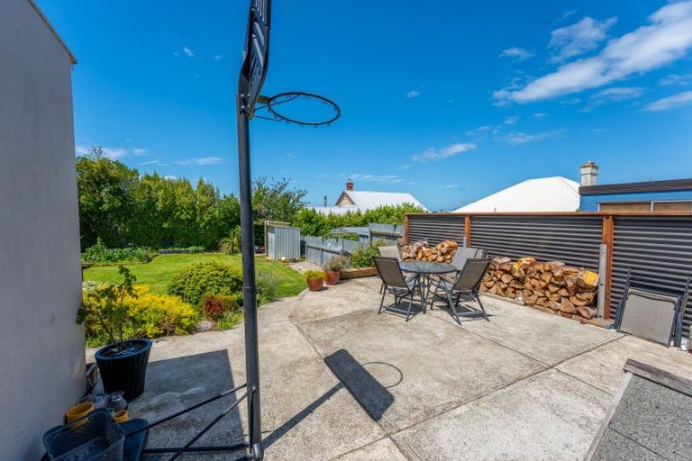 Photo of property in 87 Avenue Road, West End, Timaru, 7910