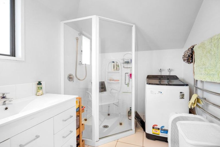 Photo of property in 162a Avonhead Road, Avonhead, Christchurch, 8042