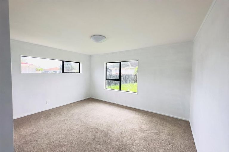 Photo of property in 44 Trimdon Street, Randwick Park, Auckland, 2105