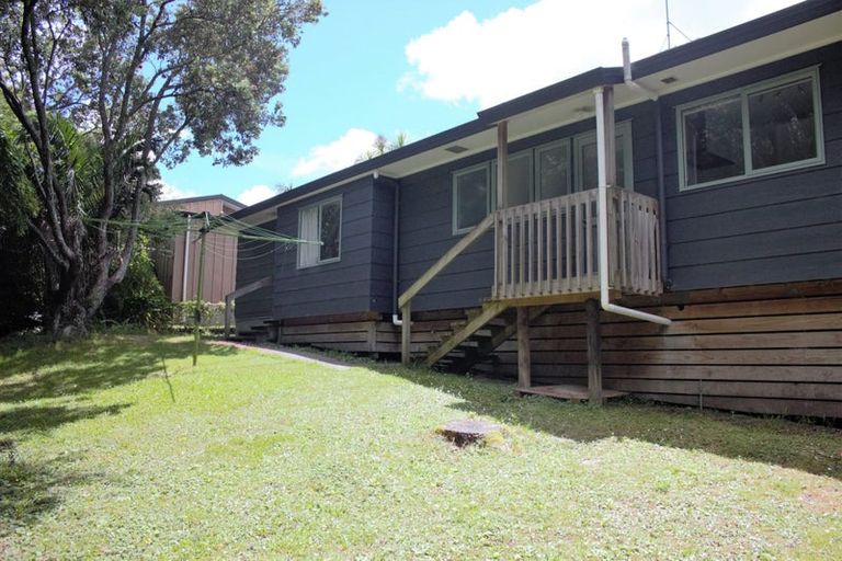 Photo of property in 27a Tirimoana Road, Te Atatu South, Auckland, 0602