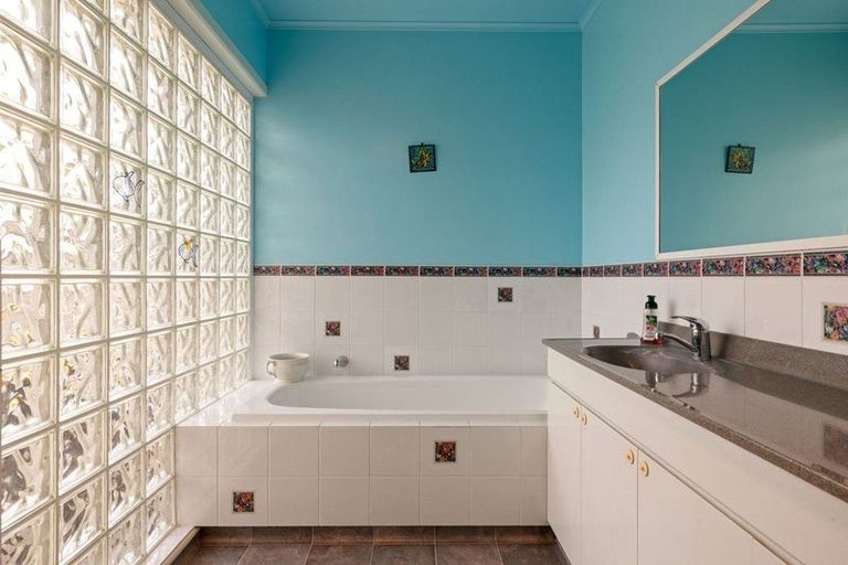 Photo of property in 58 Chaucer Street, Leamington, Cambridge, 3432