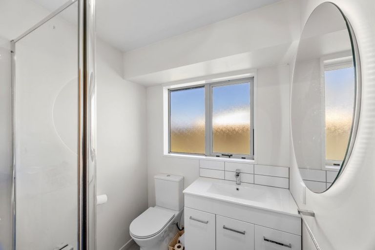 Photo of property in 45 Showgate Avenue, Sockburn, Christchurch, 8042