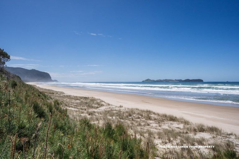 Photo of property in 28 Wahitapu Lane, Opoutere, Whangamata, 3691