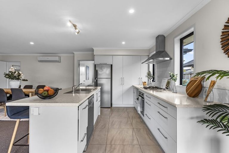 Photo of property in 55 Goodwin Crescent, Pyes Pa, Tauranga, 3112