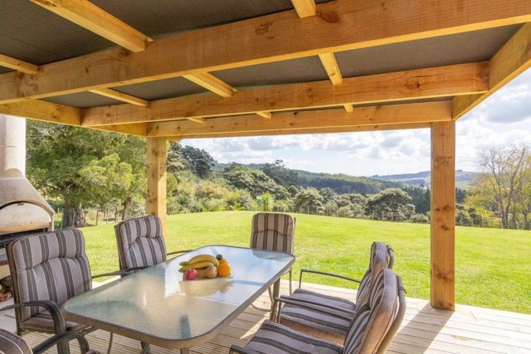 Photo of property in 65c Manuka Grove, Helensville, 0875