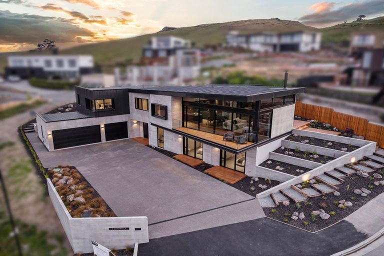 Photo of property in 5 Loader Lane, Clifton, Christchurch, 8081