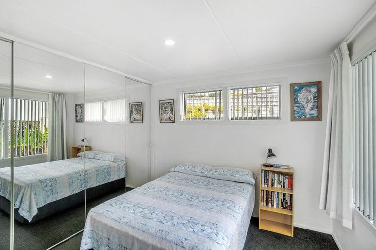 Photo of property in 9 Norfolk Road, Stanmore Bay, Whangaparaoa, 0932