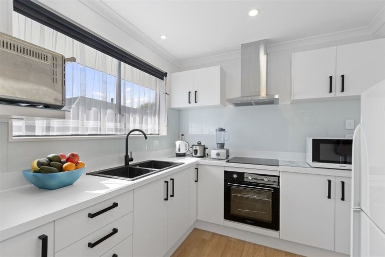 Photo of property in 3/12 Rutherford Street, Woolston, Christchurch, 8023