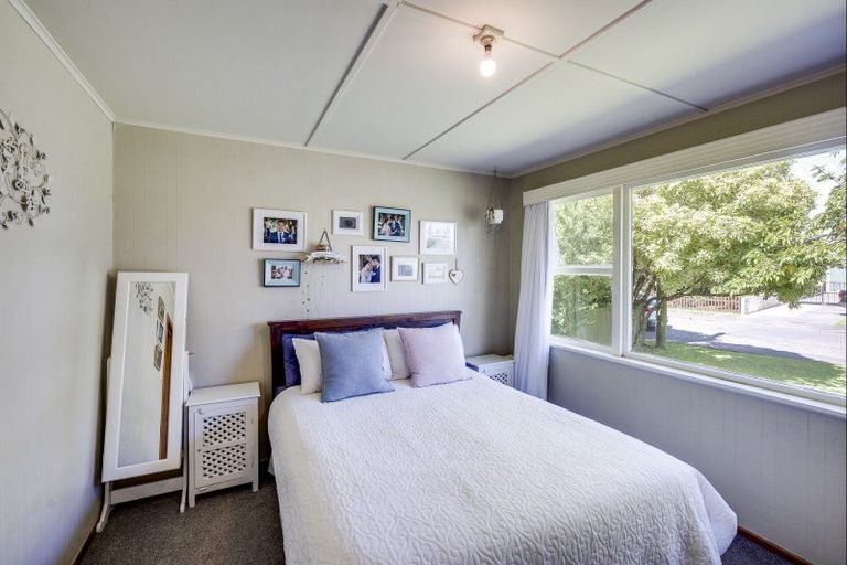 Photo of property in 116 Harlech Street, Mayfair, Hastings, 4122