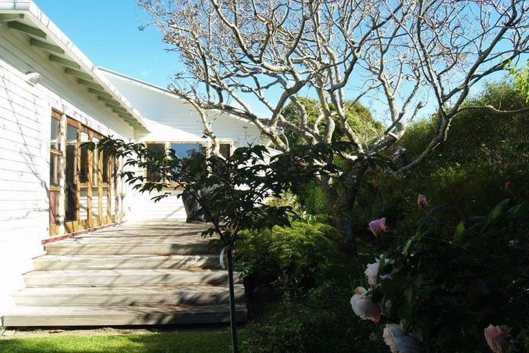 Photo of property in 9 Bell Street, Otaki, 5512