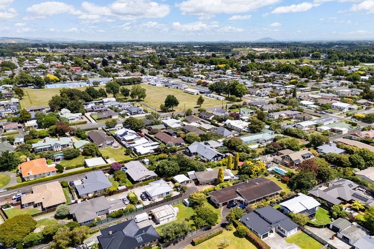 Photo of property in 183 Victoria Street, Cambridge, 3434
