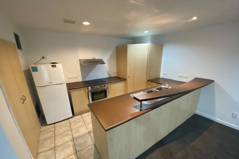 Photo of property in Mendosa Terraces Apartments, 13/9 Ebor Street, Te Aro, Wellington, 6011