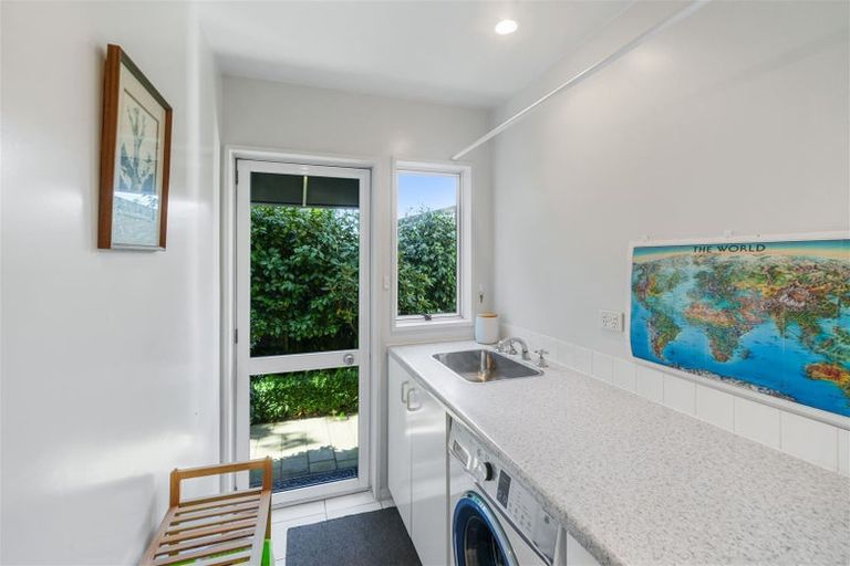 Photo of property in 2/239 Maidstone Road, Avonhead, Christchurch, 8042