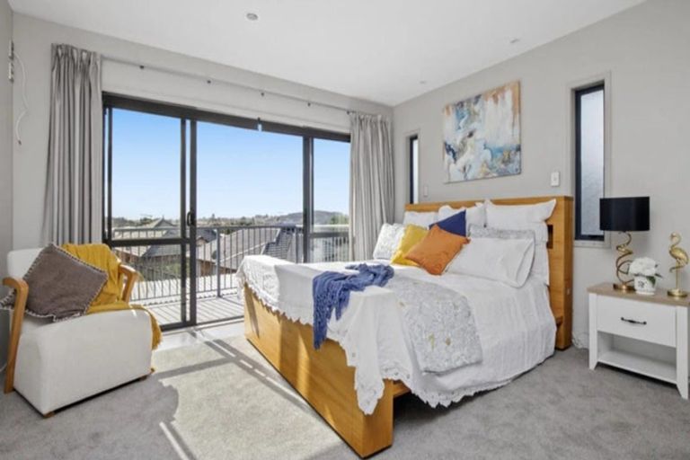 Photo of property in 107 Kitchener Road, Pukekohe, 2120