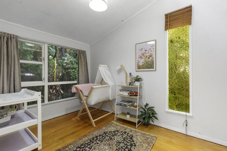 Photo of property in 89 Mulberry Street, Normandale, Lower Hutt, 5010