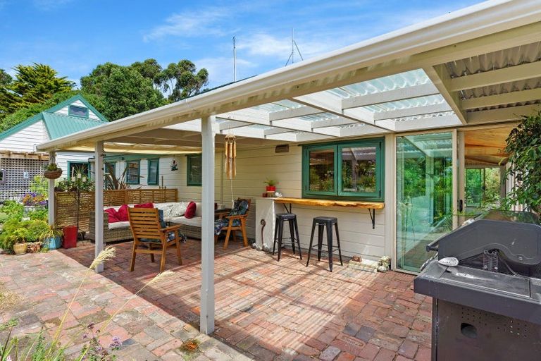 Photo of property in 126 Te Hapua Road, Te Horo, Otaki, 5581