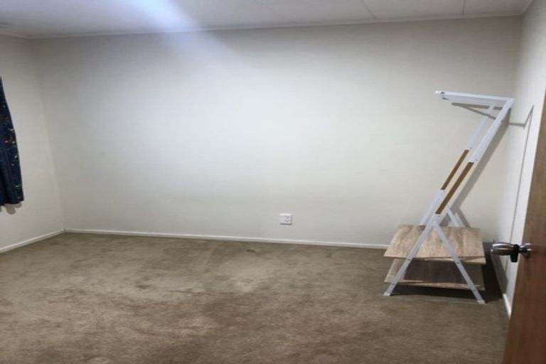 Photo of property in 58 Everglade Drive, Goodwood Heights, Auckland, 2105