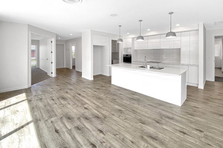 Photo of property in 24 Kaituna Place, Te Awa, Napier, 4110