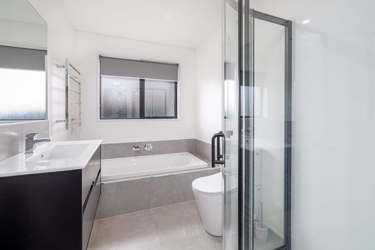 Photo of property in 33 Miromiro Street, Broomfield, Christchurch, 8042