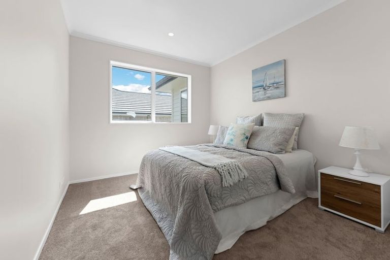 Photo of property in 25 Paul Way, Pokeno, 2402