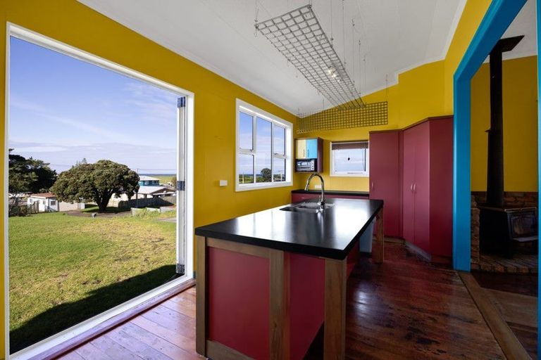 Photo of property in 24 Albany Street, Patea, 4520