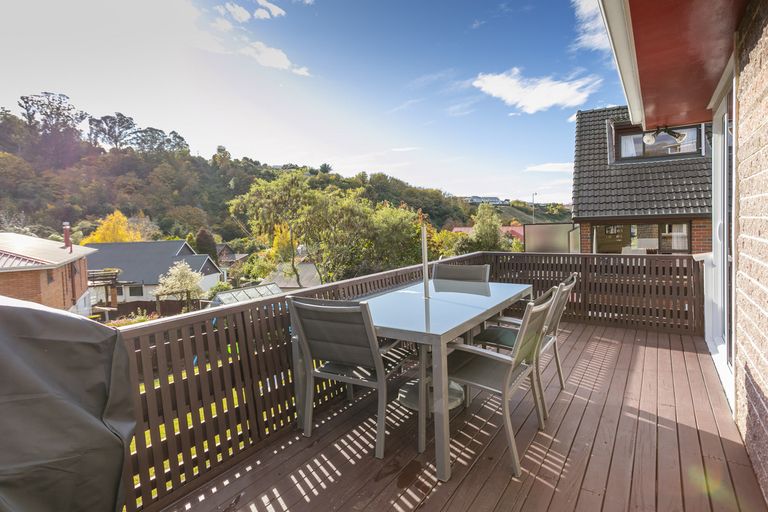 Photo of property in 9 Colquhoun Street, Glenross, Dunedin, 9011