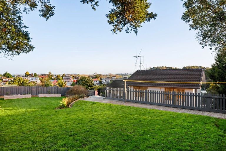 Photo of property in 10 Birch Hill Place, Dinsdale, Hamilton, 3204