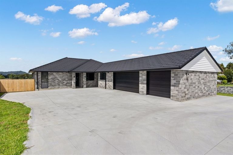 Photo of property in 9 Sumner Place, Te Kamo, Whangarei, 0112