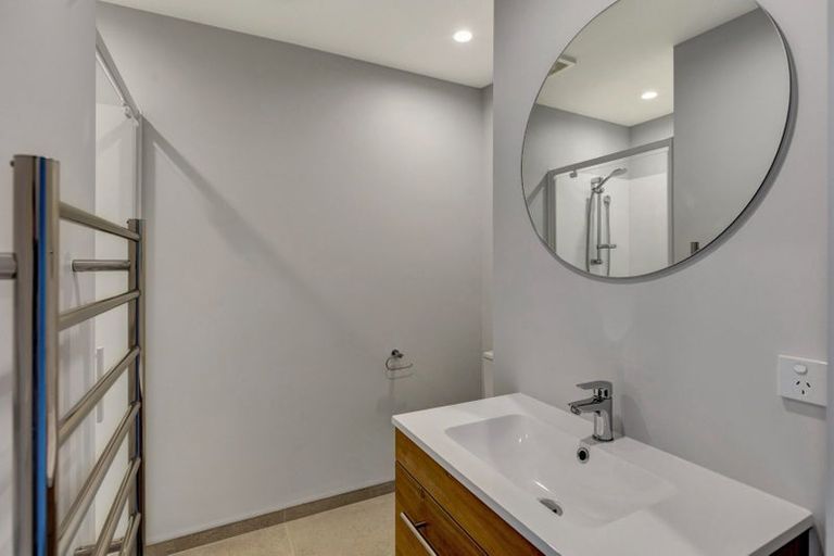 Photo of property in 2/45 Dickens Street, Addington, Christchurch, 8024