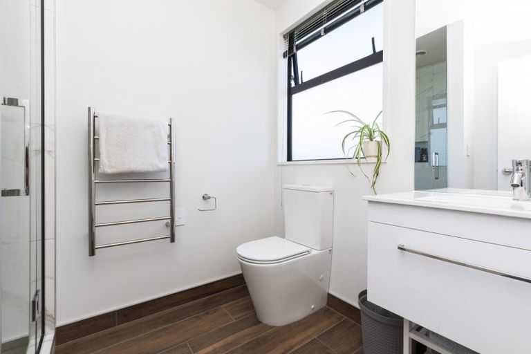 Photo of property in 2/38 Wildberry Street, Woolston, Christchurch, 8023