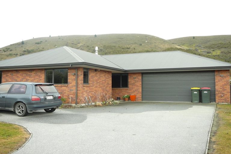 Photo of property in 100 Shields Street, Clyde, 9330