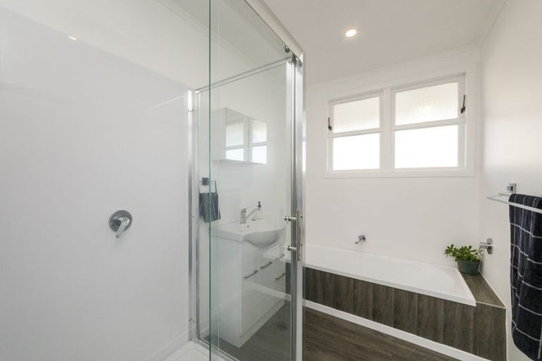 Photo of property in 3a Duff Crescent, Highbury, Palmerston North, 4412