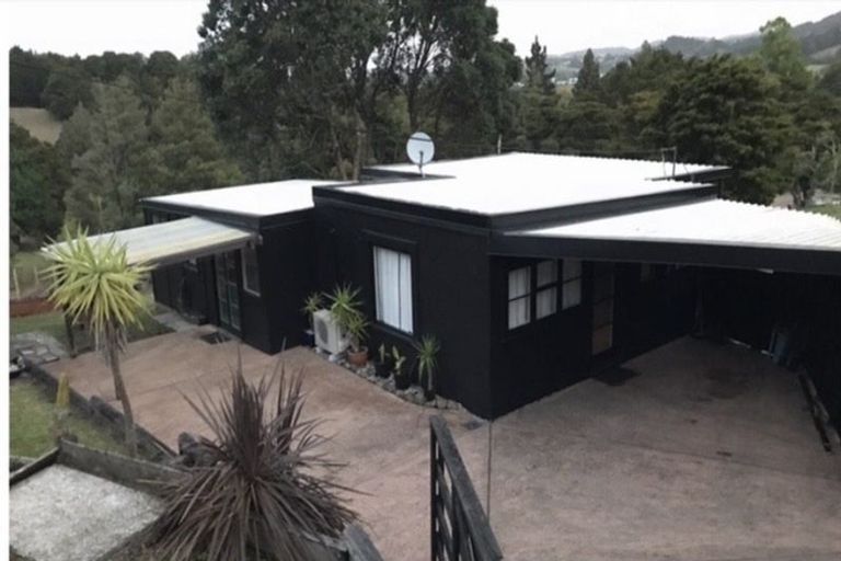 Photo of property in 200 Great North Road, Te Kamo, Kamo, 0185